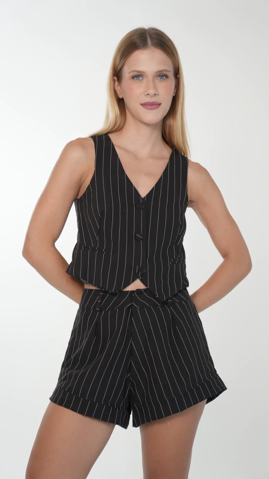 SHORT RISCA DE GIZ