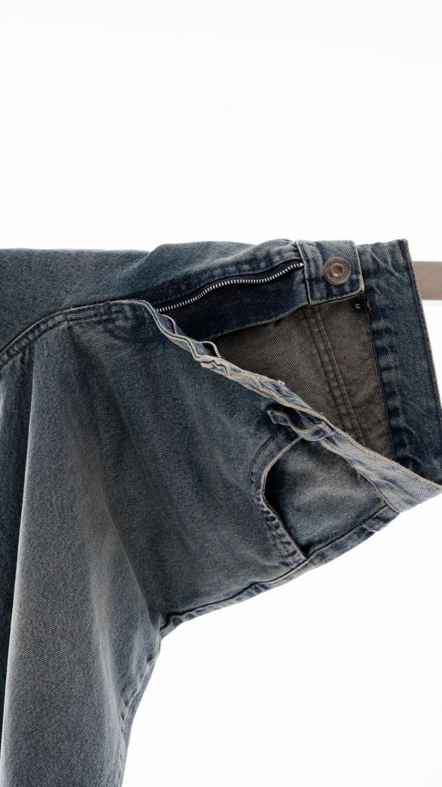 Iconic Jeans