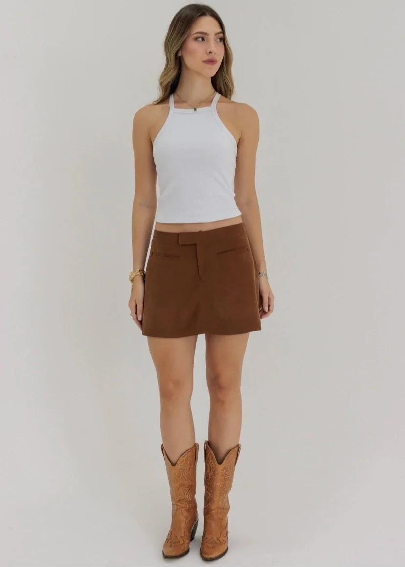 Short Saia Sarah Marrom